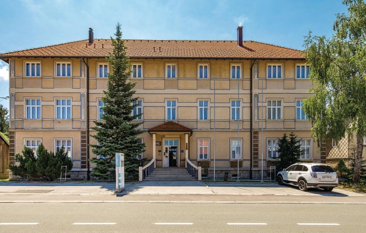 Apartments And Rooms Kod Eli Ravna Gora Luaran gambar